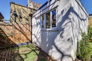 Photo 14- click for photo gallery